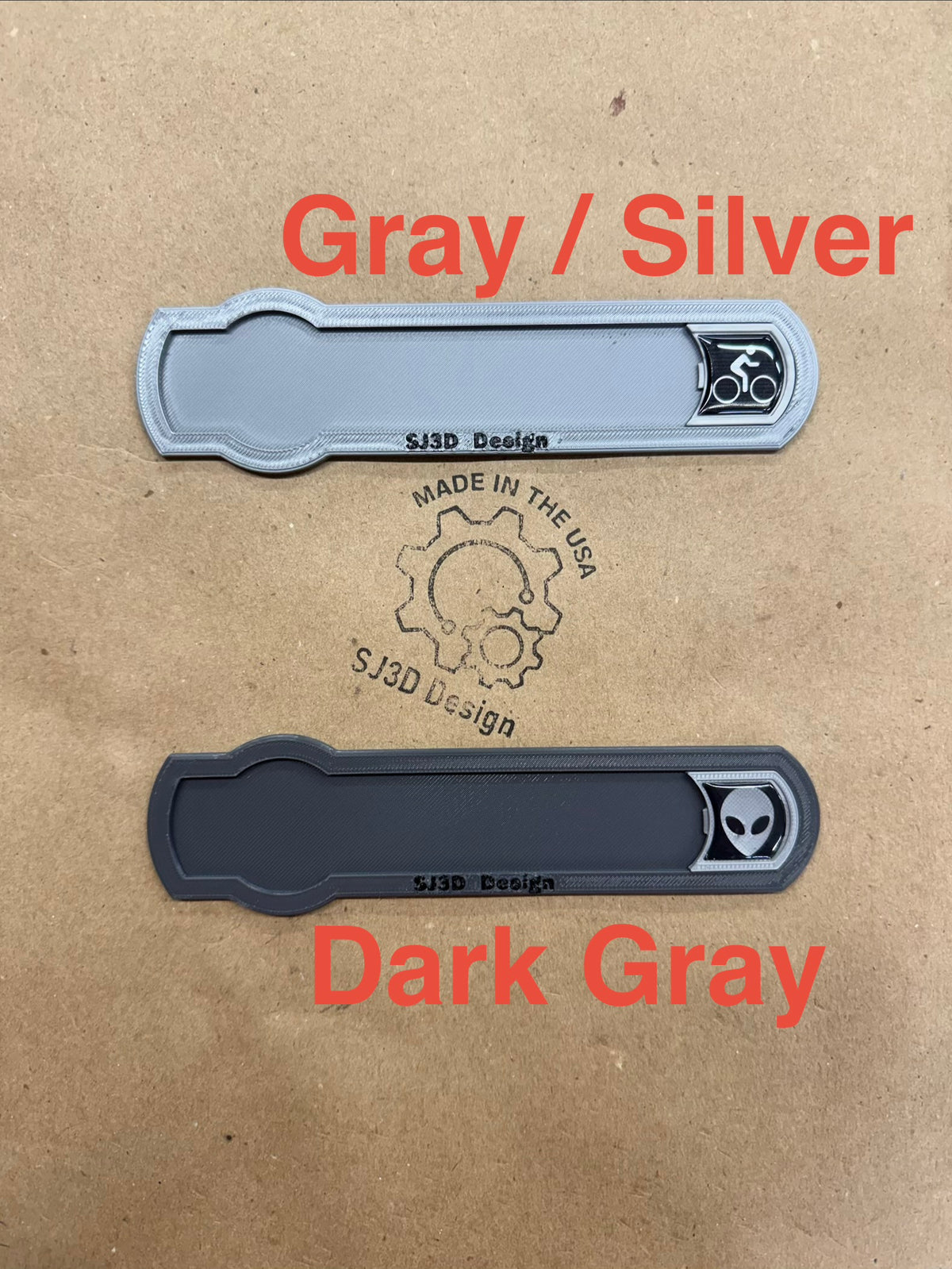 Subaru badge mag caddy