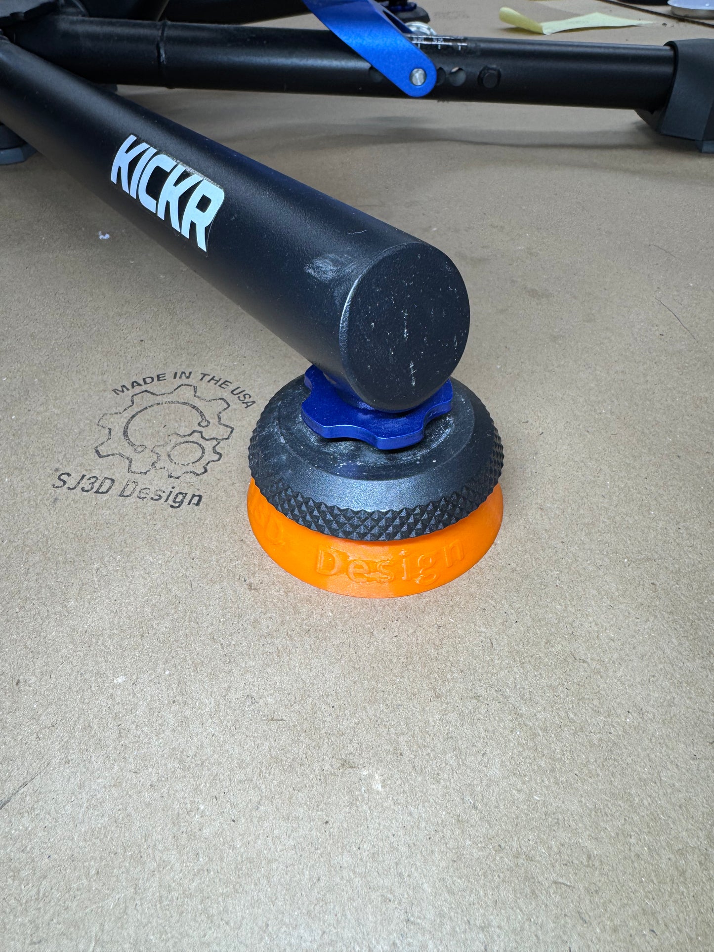 FlexFeet for Wahoo KICKR with AXIS Feet – Smooth & Comfortable