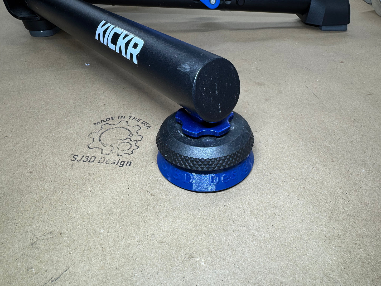 FlexFeet for Wahoo KICKR with AXIS Feet – Smooth & Comfortable