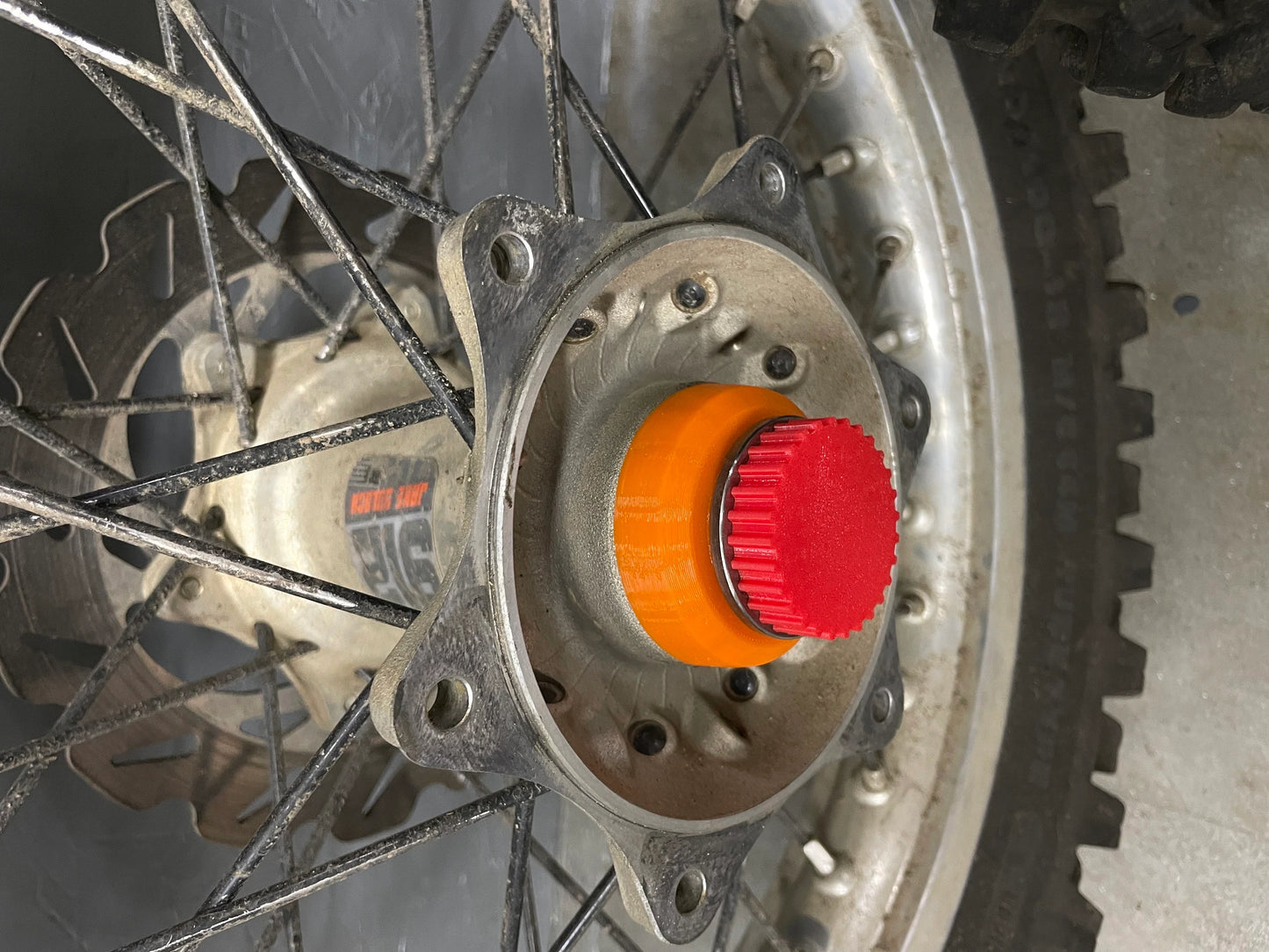 Spacer keepers, for moto wheels!